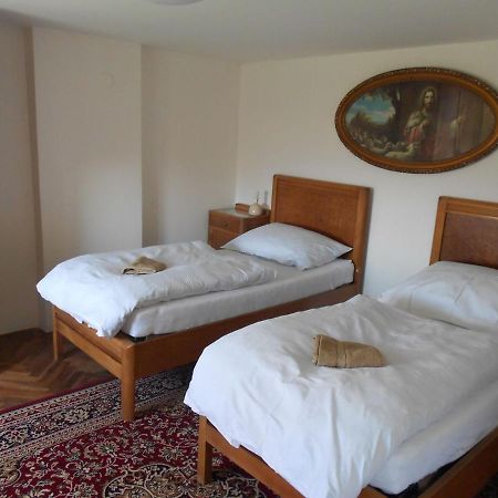 Ubytovani U Babicky Guest House Lanzhot Luaran gambar